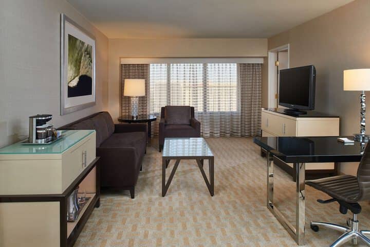 Room 7 of 79